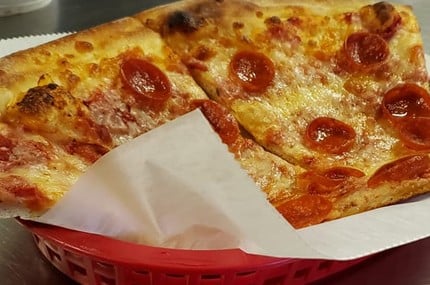 Solorzano's Pizzeria at Dezerland Park